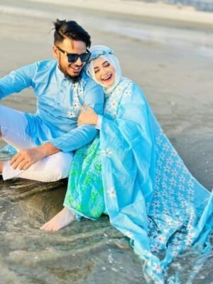 এক্সক্লুসিভ হ্যান্ড প্রিন্টেড কালারফুল ম্যাচিং কাপল শাড়ি অ্যান্ড পাঞ্জাবি সেট