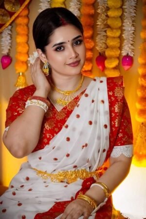 প্রিমিয়াম জামদানি সিল্ক শাড়ী + ব্লাউজ পিছ (Code#SK-405)